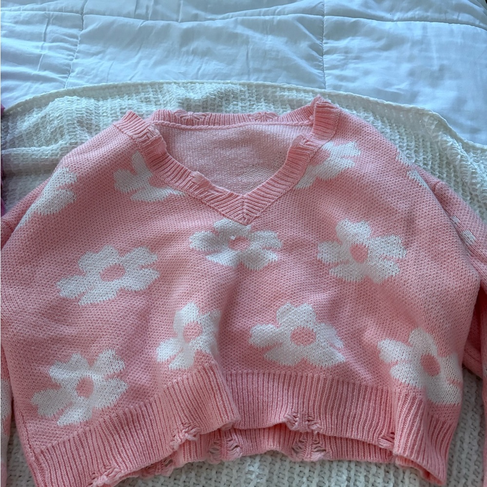 SHEIN Pink and White Floral V-Neck Sweater